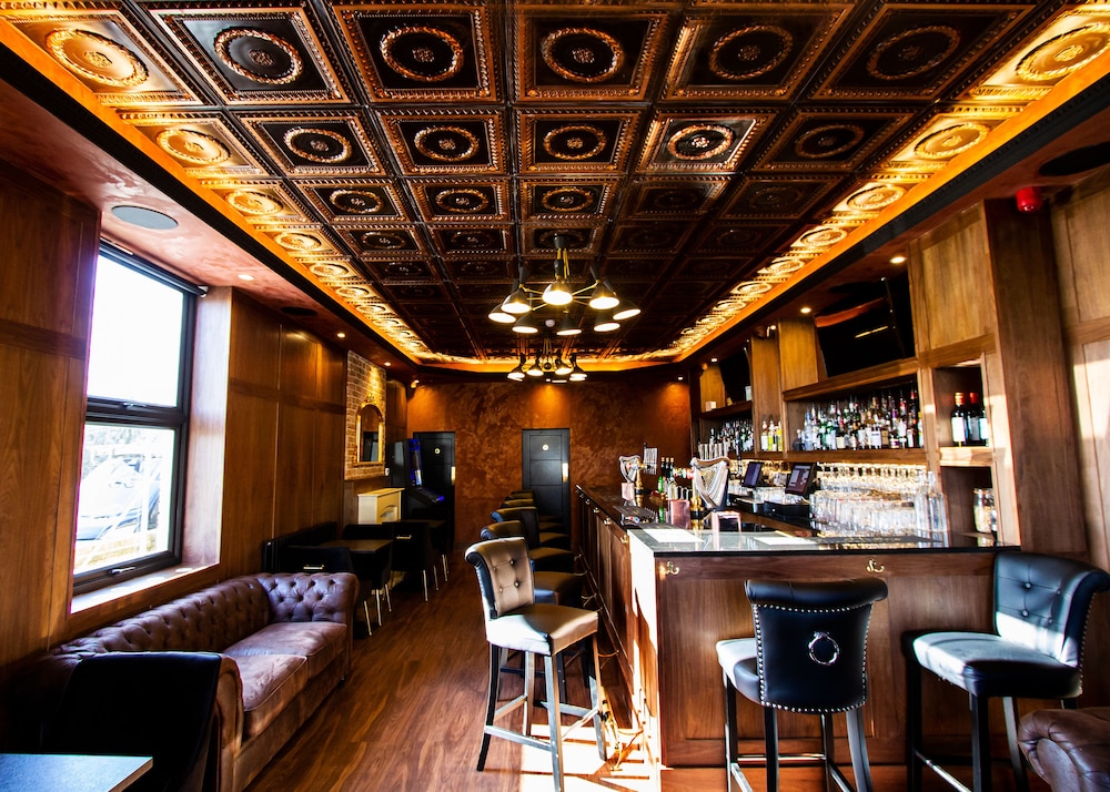 The Hadley Hotel in Barnet, United Kingdom