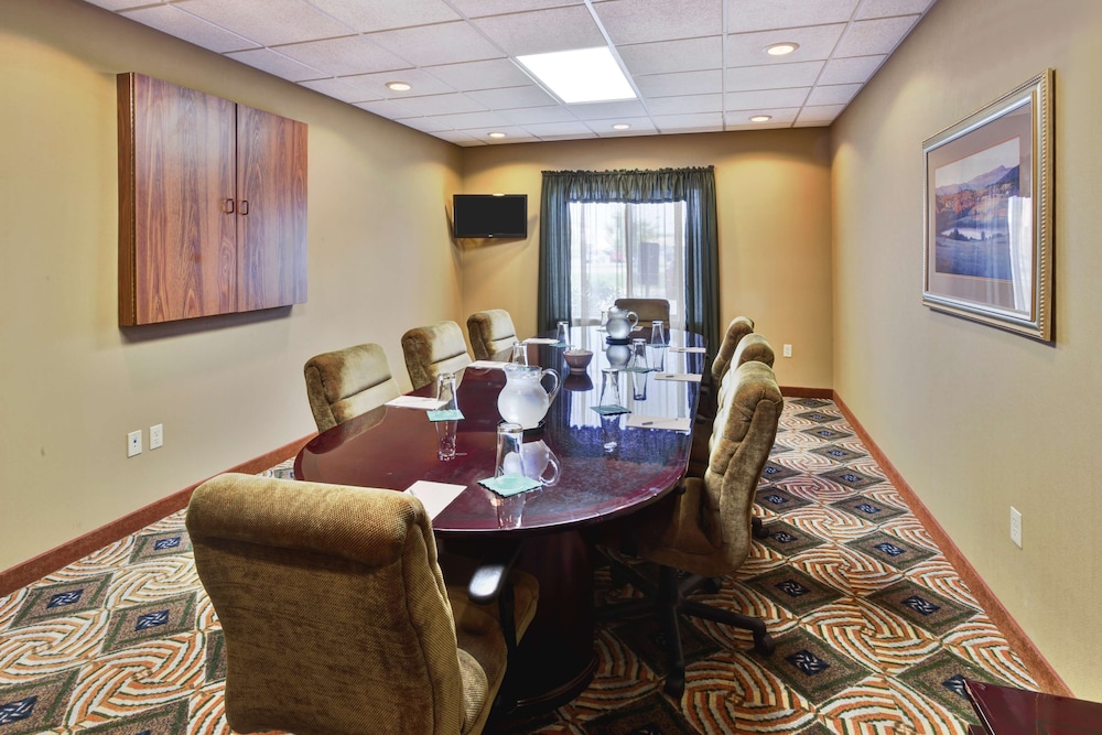 Hampton Inn Rutland - photo 64