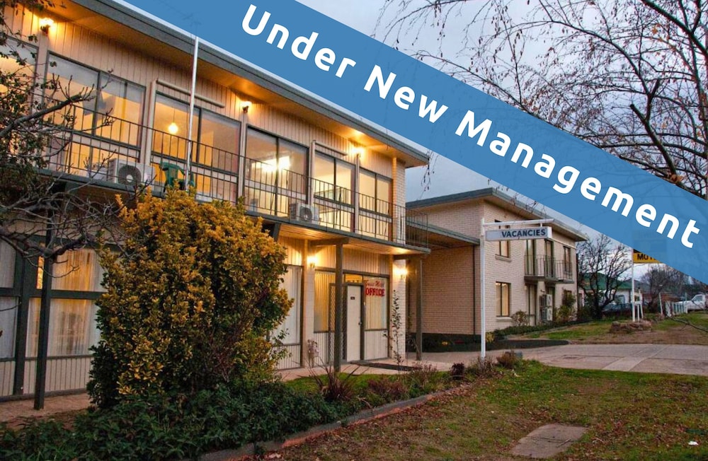The Swiss Motel - carbon neutral hotel in Cooma