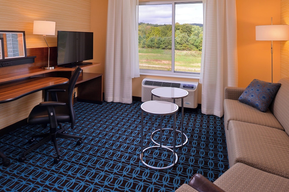 Fairfield by Marriott Inn & Suites Plymouth White Mountains - photo 13