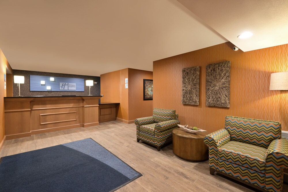 Holiday Inn Express & Suites Fraser Winter Park Area by IHG - photo 37