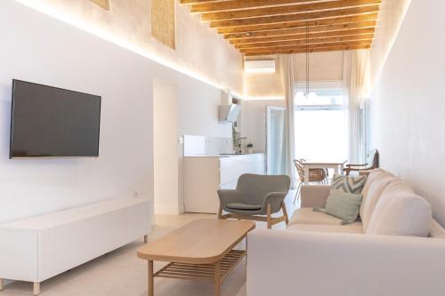Plateros 48 Apartamento — 4-Star Luxury Hotel in Sanlucar De Barrameda, Spain