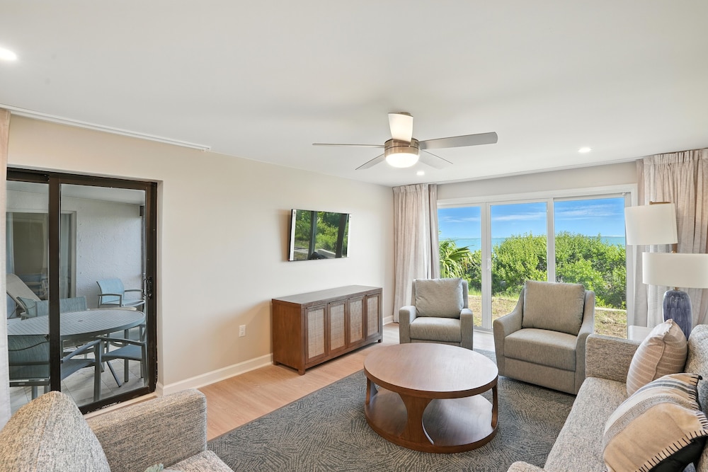 Lighthouse Resort and Club - photo 10