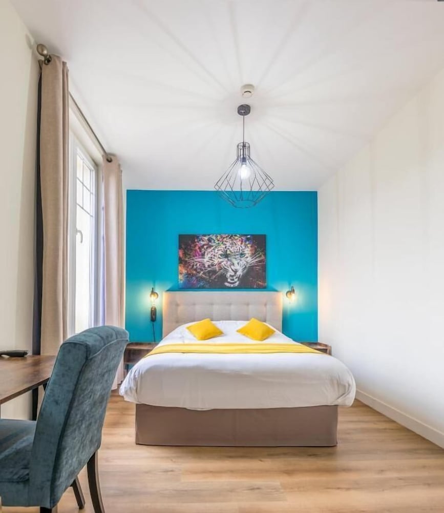 Castello - carbon neutral hotel in Compiegne