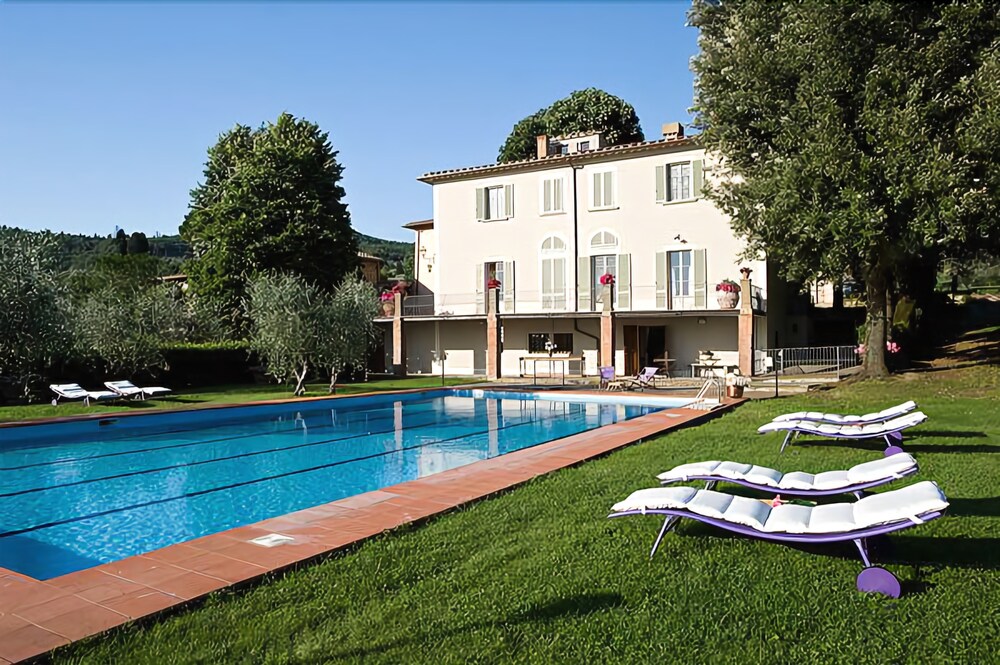 Borgo I Vicelli Adults Only Relais - carbon neutral hotel in Bagno A Ripoli