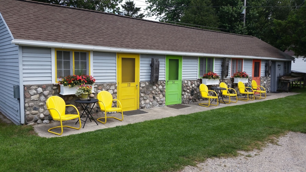 Bay Port Lodging - photo 24