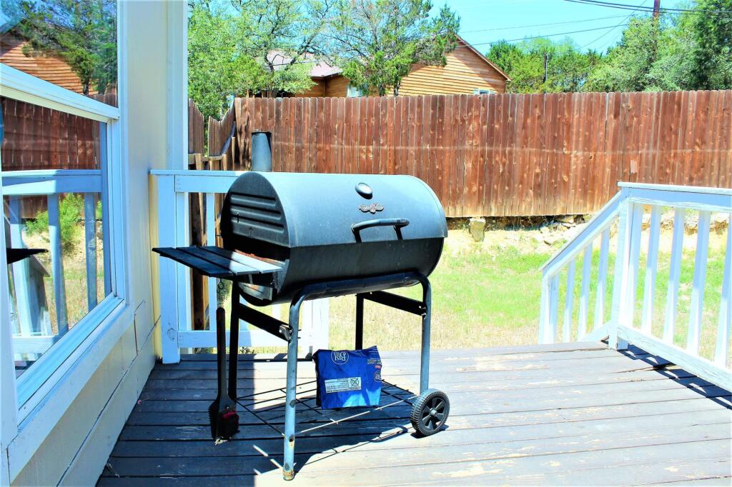 The Rustic Inn Family Friendly Near Fiesta Texas - photo 20