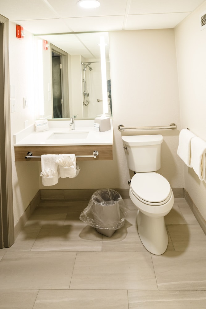 Holiday Inn Express & Suites Knoxville North I 75 Exit 112 by IHG - photo 22