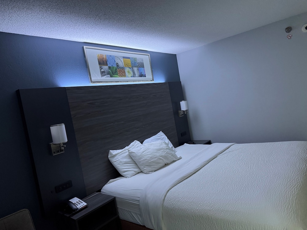 Baymont by Wyndham Dayton North - featured photo