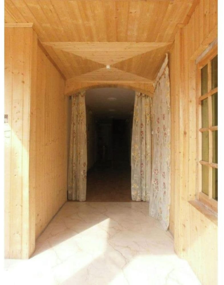 Goroomgo Ameera Srinagar in Srinagar, India