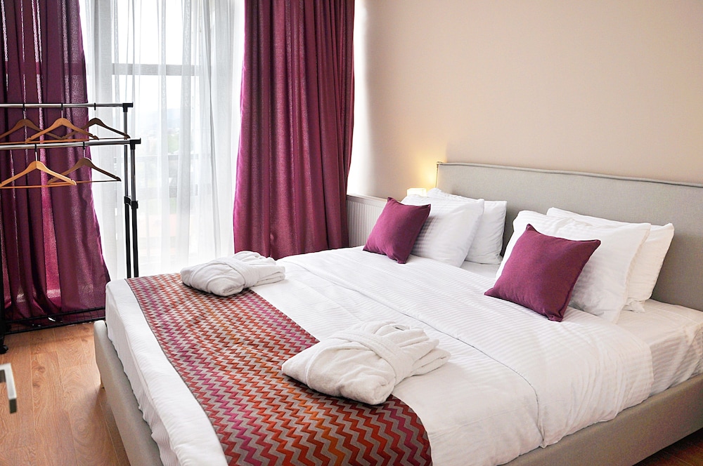 BFG Suites Apartments — 4-Star Luxury Hotel in Tbilisi, Georgia