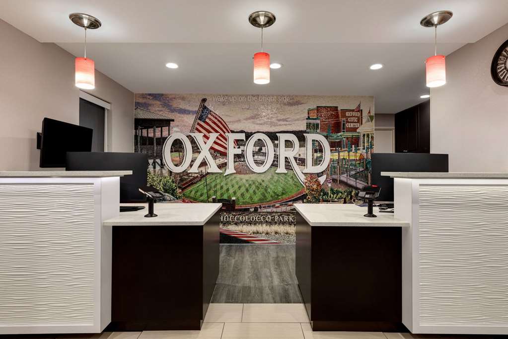 La Quinta Inn & Suites by Wyndham Oxford Anniston - photo 7