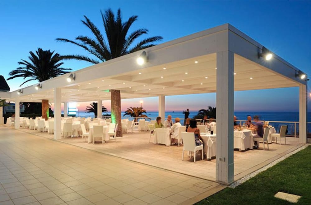 Hotel Sporting — hotel in Casalbordino-Miracoli