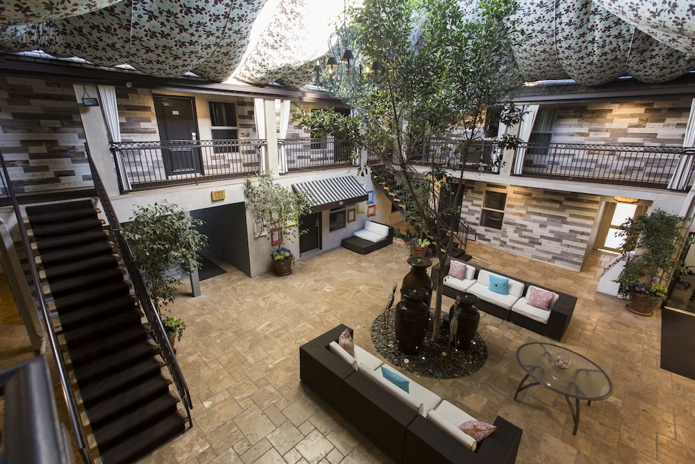 L.A. Sky Boutique Hotel - photo 49