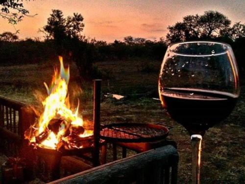 Zebula Golf and Wildlife Estate Bushveld Bliss Pax 14 Moi Signature Luxury villa — 4-Star Luxury Hotel in Bela Bela, South Africa