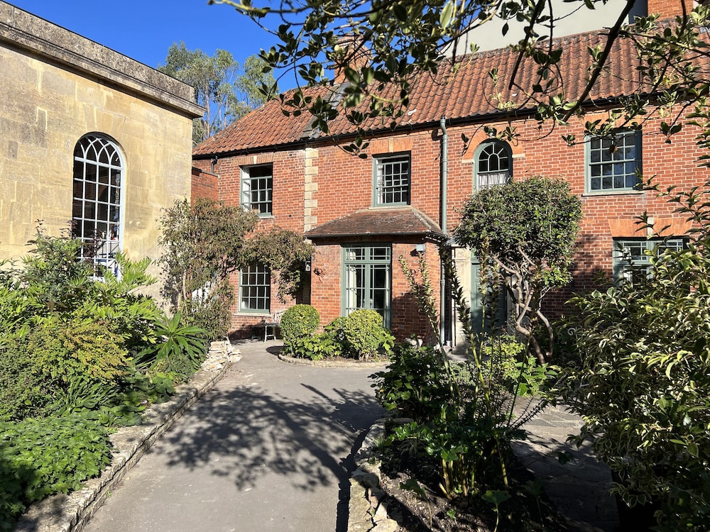 Kylemore in Glastonbury, United Kingdom