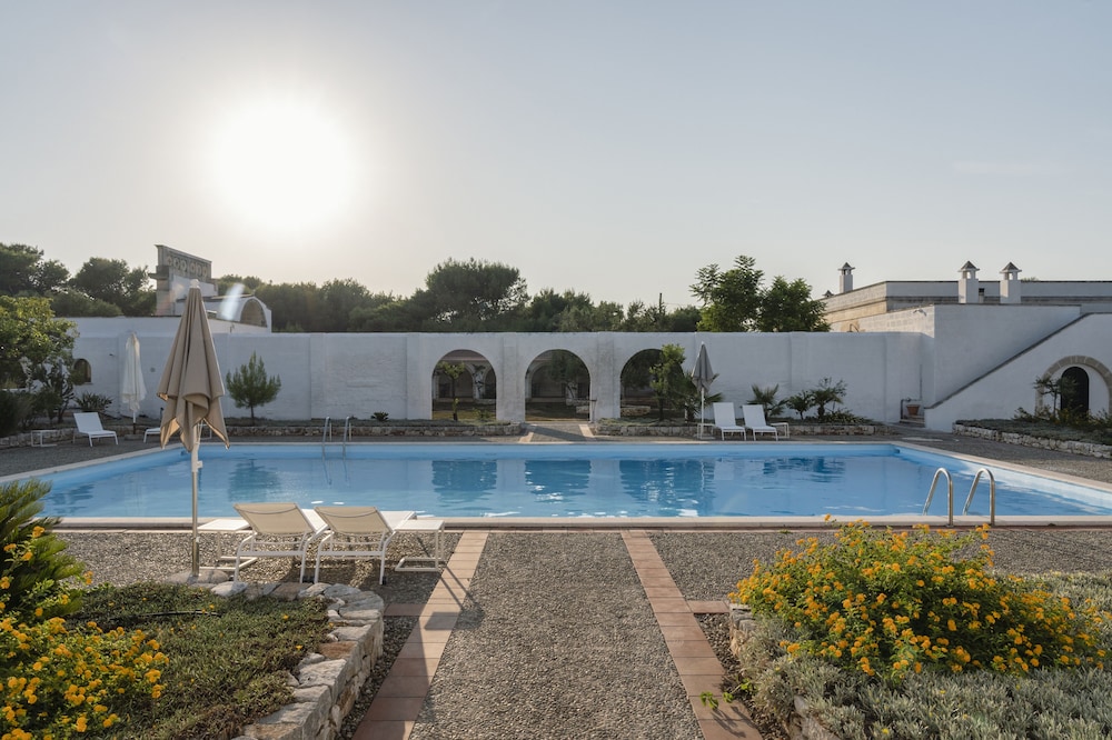 Masseria Gorgognolo — 4-Star Luxury Hotel in Ostuni, Italy