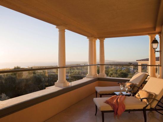 The Villas at Pelican Hill Resort - photo 10