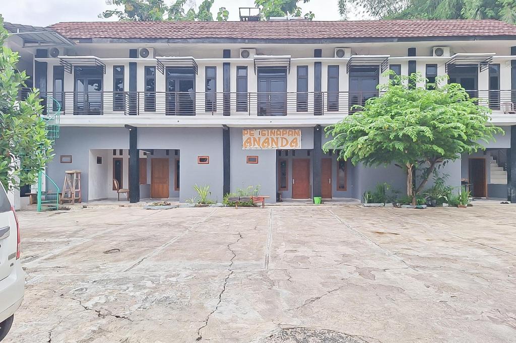Urbanview Hotel Penginapan Ananda in Cikarang, Indonesia