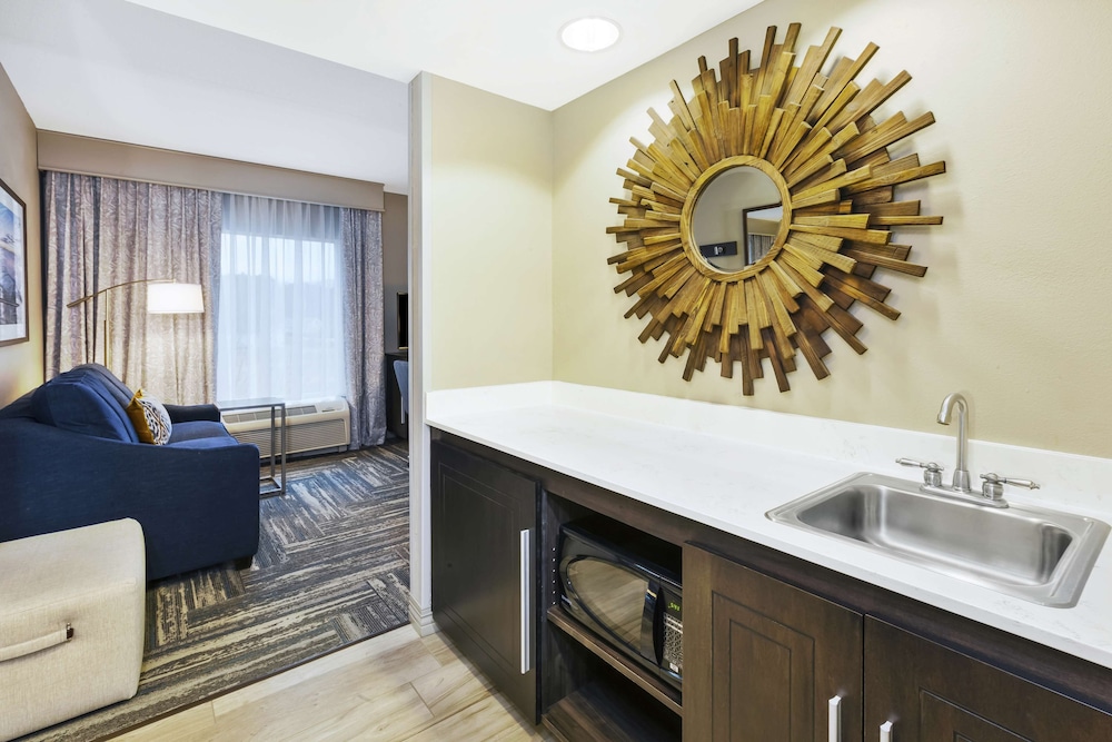 Hampton Inn & Suites Wells Ogunquit - photo 38