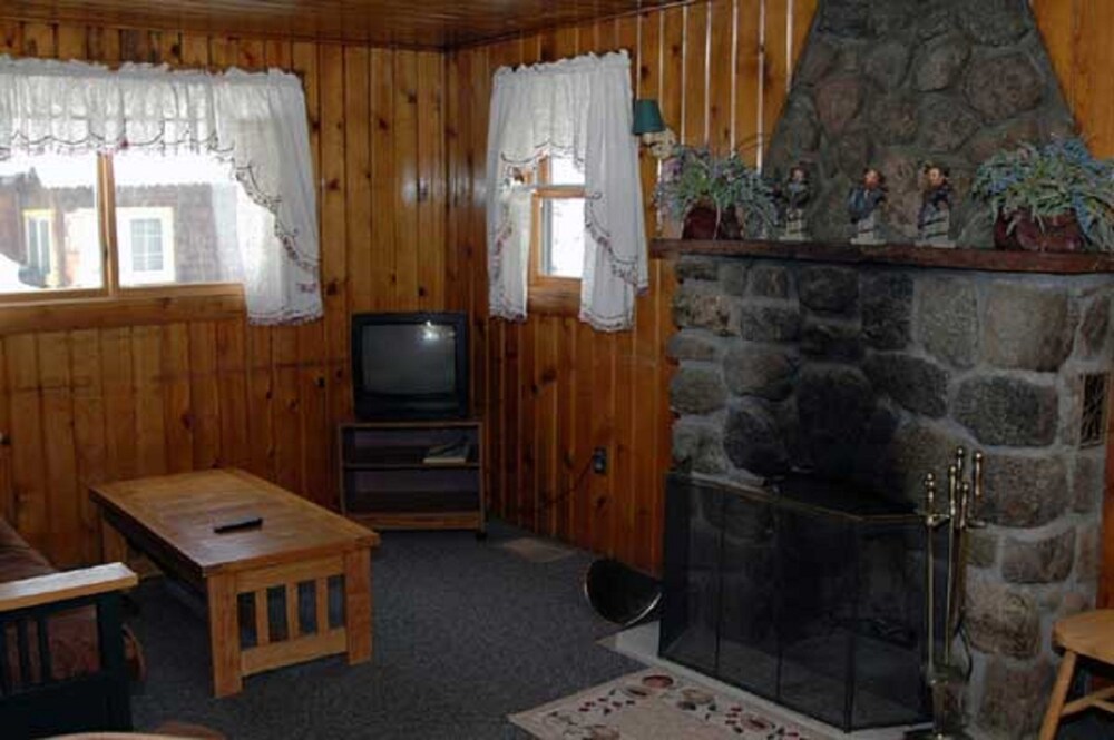 Daven Haven Lodge & Cabins - photo 55