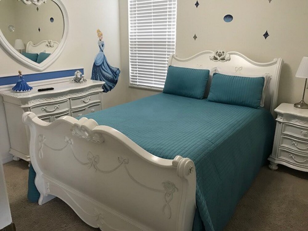 Veranda Palms Resort Single Family Pool Game Room Homes - photo 11