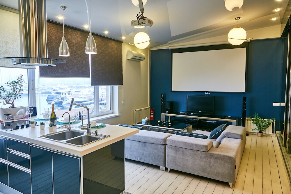 Ocean view apartment — 4-Star Luxury Hotel in Vladivostok, Russia