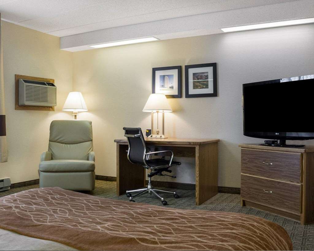 Quality Inn Bismarck I 94 - photo 18