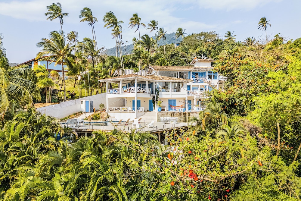 Casa da Imperatriz — 4-Star Luxury Hotel in Ilhabela, Brasil