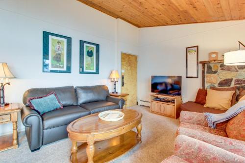 Bay Point Lakefront 1B Up — 4-Star Luxury Hotel in Whitefish, United States