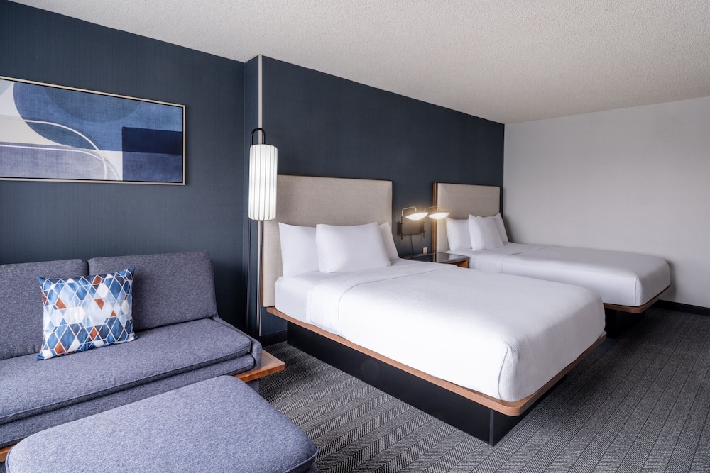 Courtyard by Marriott Salt Lake City Airport - photo 15