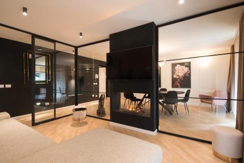 Brera Premium Apartment near Duomo Wifi — 4-Star Luxury Hotel in Milan, Italy