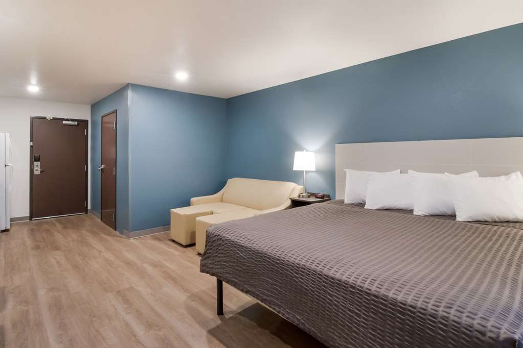 Woodspring Suites Mesa Chandler - photo 15