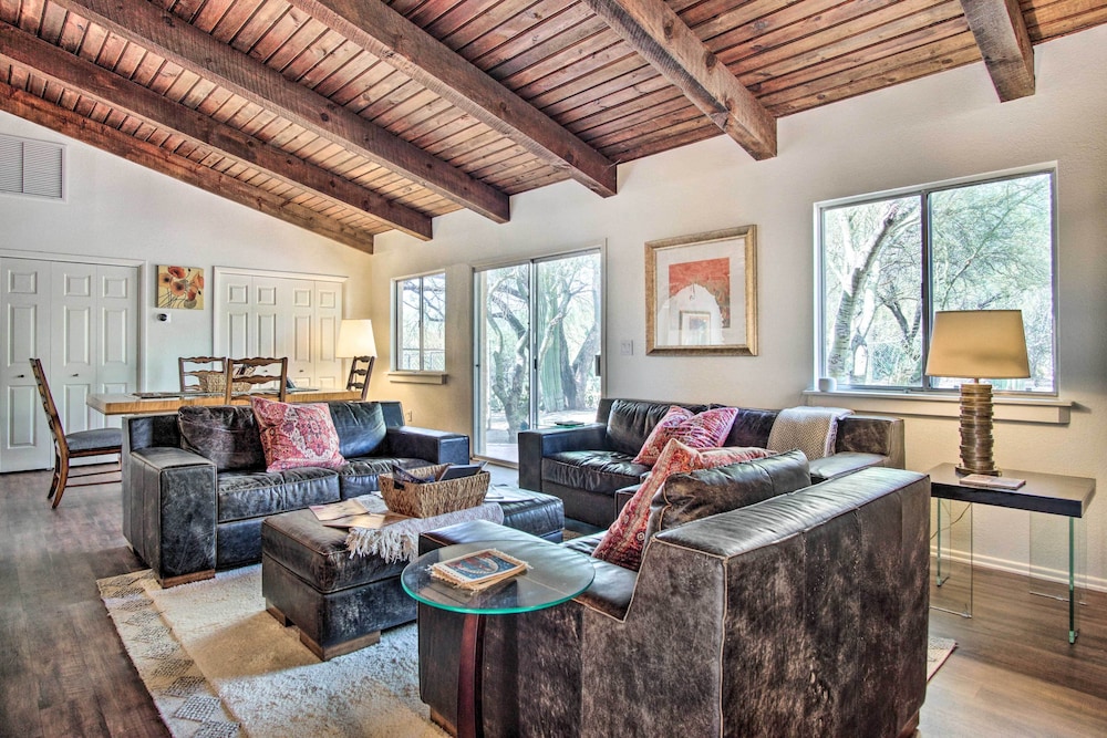 Tucson Foothills Private Estate w Mtn Views in Tucson, United States
