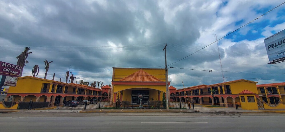Hotel Mirage Express — hotel in Matamoros