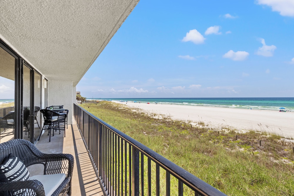 Sandpiper Beacon Beach Resort - photo 352