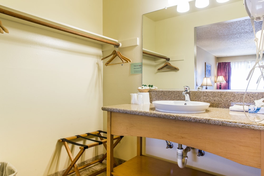 San Luis Inn And Suites - photo 4