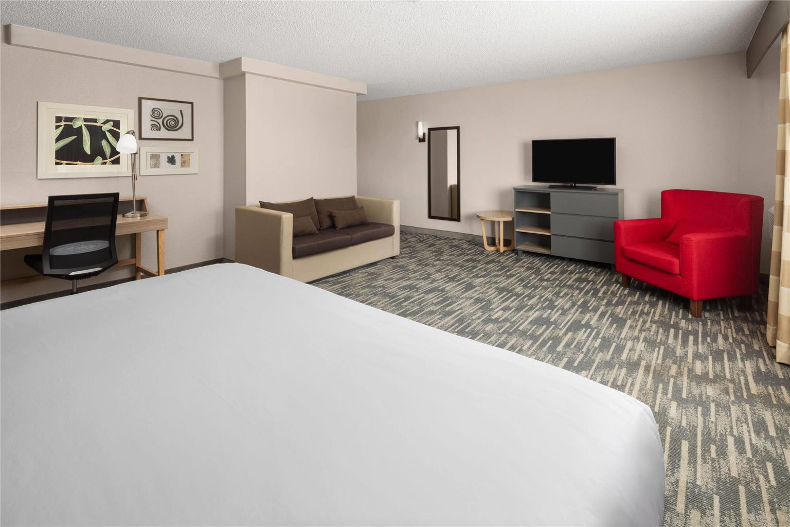 Wingate by Wyndham Lincoln Airport East I 80 - photo 35