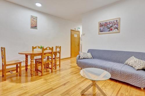 Bajada de Javier by Clabao in Pamplona, Spain