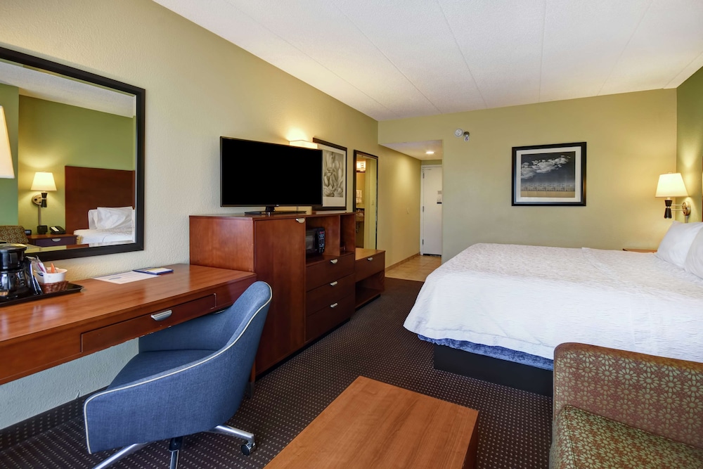 Hampton Inn Chicago Gurnee - photo 23