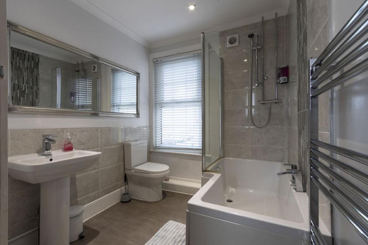 Sea View Cottage Sandgate — 4-Star Luxury Hotel in Folkestone, United Kingdom