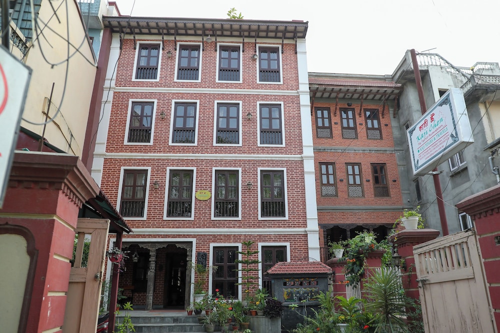 Kaji Chen - carbon neutral hotel in Patan