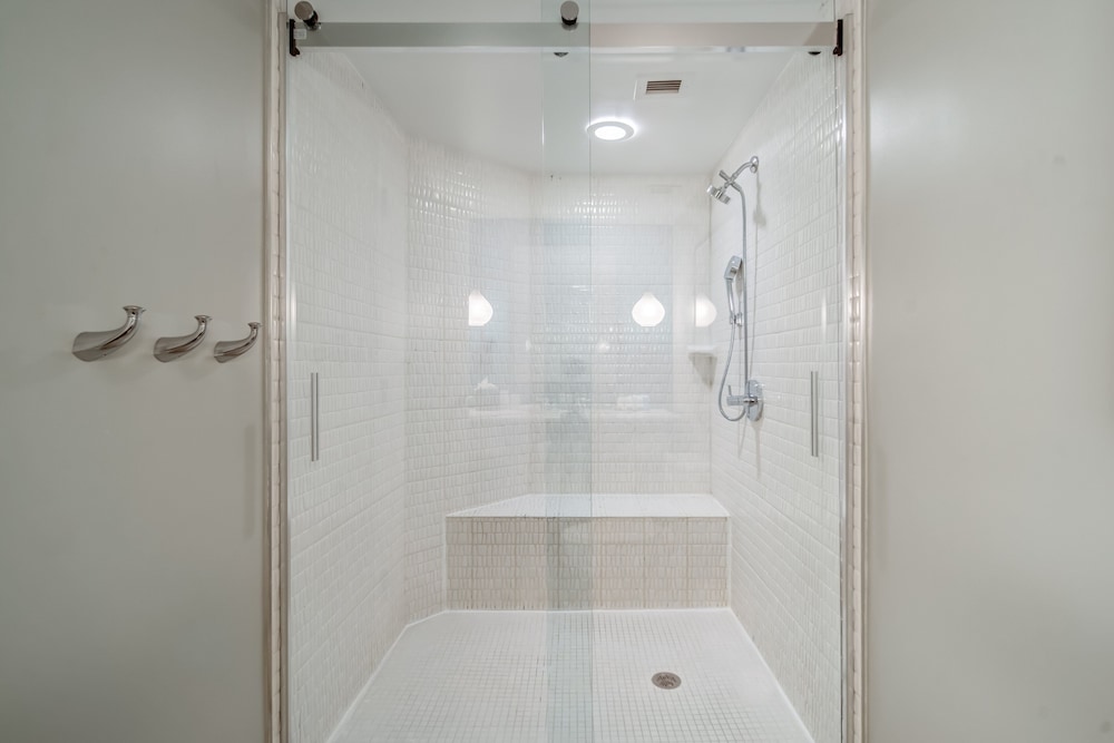 Hotel Indigo Atlanta Vinings by IHG - photo 46