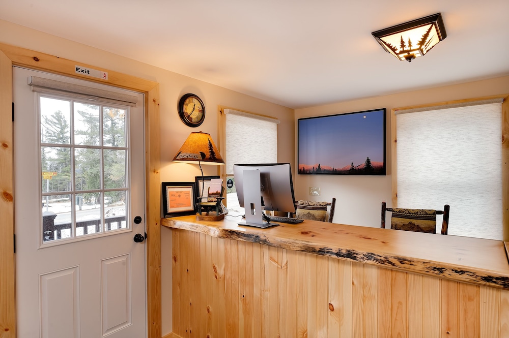 Cobble Mountain Lodge - photo 2