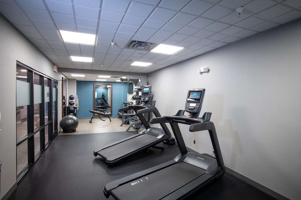 Hampton Inn Seaford - photo 36