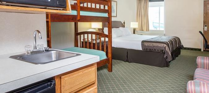 Ramada St Joseph - photo 13