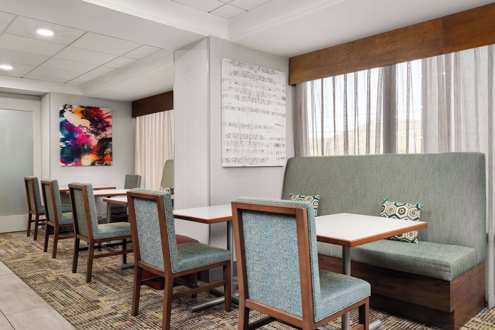 Hampton Inn Roanoke Hollins I 81 - photo 2