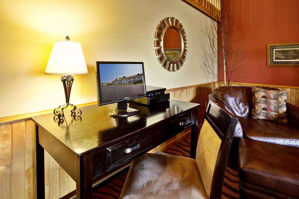 AmericInn by Wyndham Baudette - photo 73