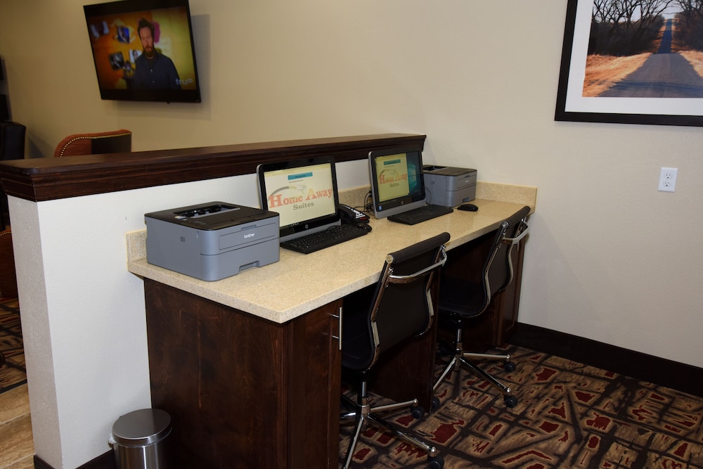 Home Away Suites - photo 38