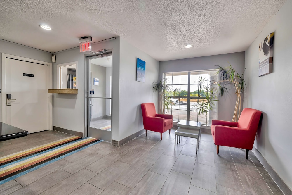 Studio 6 Dallas TX North Richardson - photo 3